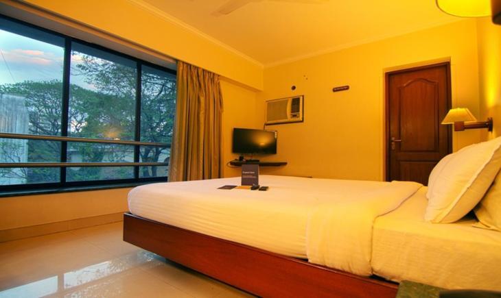 Lotus Hotel Pune